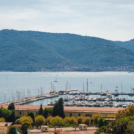 アパート Il Teatro Sul Mare, Terrazza Panoramica, Barbecue E Cinema Tra Lerici E Cinque Terre
